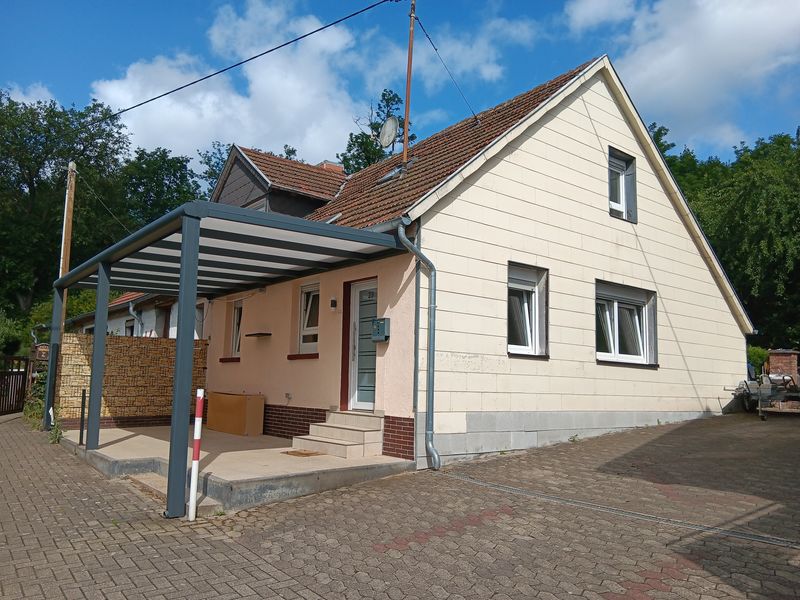 Stilvoll saniertes Doppelhaus in Saarbrücken